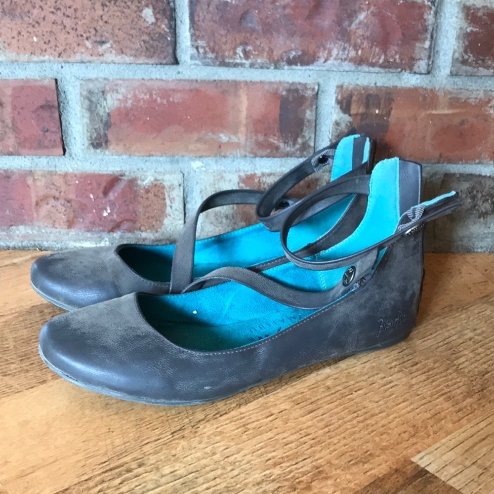 Gray flats